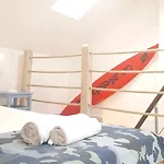 Semesterbostad Family Surf 3 Floors Of Fun 8 Min Walk To Balatonfenyves