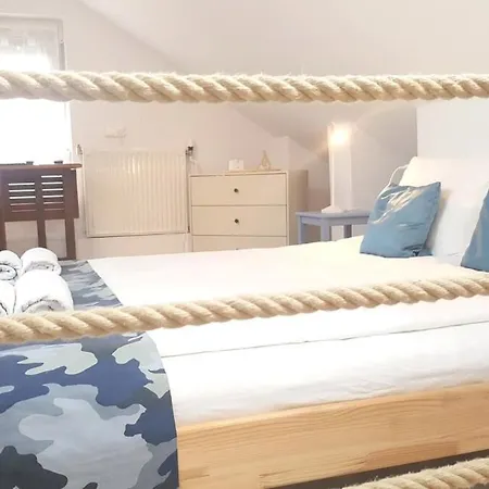 Family Surf 3 Floors Of Fun 8 Min Walk To Nyaraló *